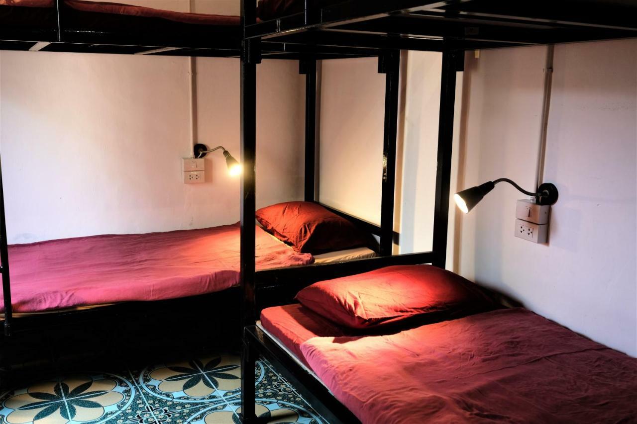 Easy House Hostel Пай Екстериор снимка